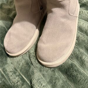UGG Soft Suede Winter Boots in Light Gray